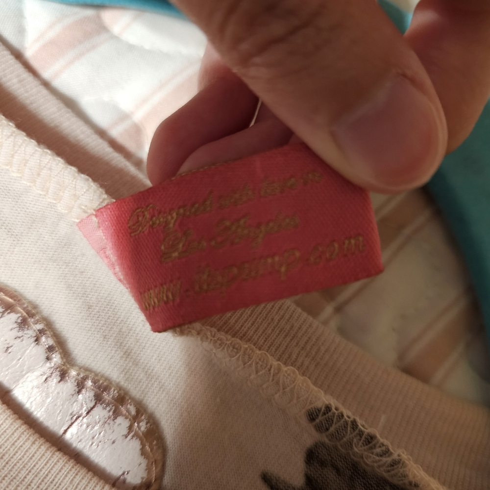 Primp Rabbit Shirt - Picture 5 of 8